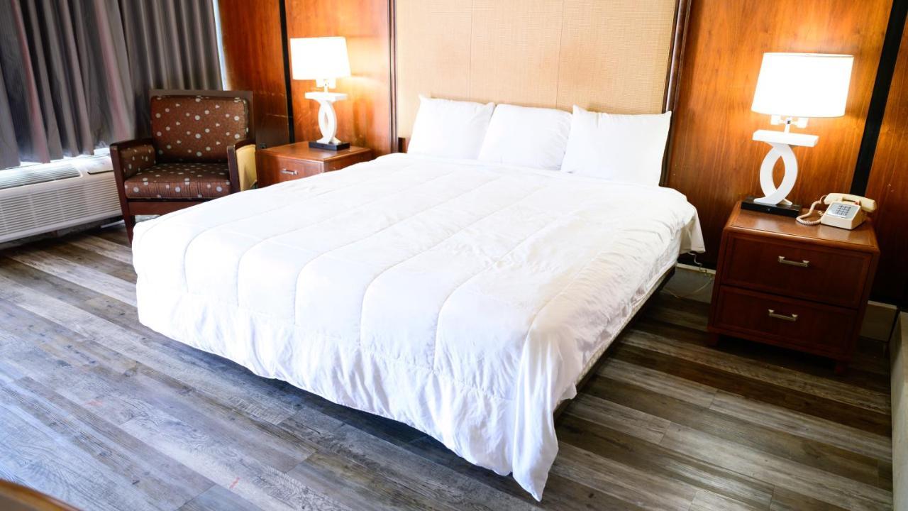 Oaks Motel Greensboro Nc Ngoại thất bức ảnh